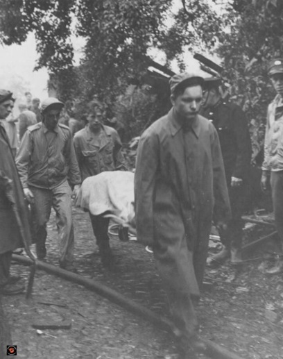 bad2-consolidated-b-24-0028liberator0029-42-50291-1st.lt.-bloemendal-freckleton-air-disaster-4 zoom