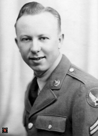 bad2-consolidated-b-24-0028liberator0029-42-50291-sgt-gordon-w.-kinney zoom